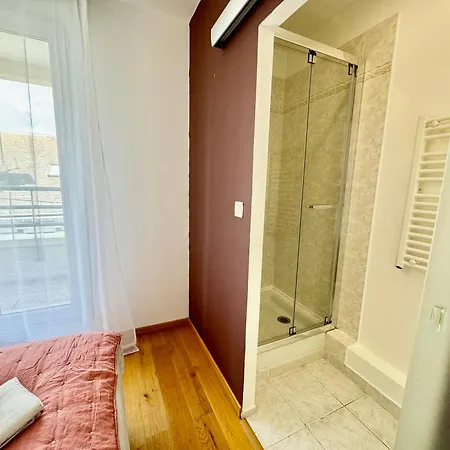 Chez Thalie 6 Personnes A Apartment Reims